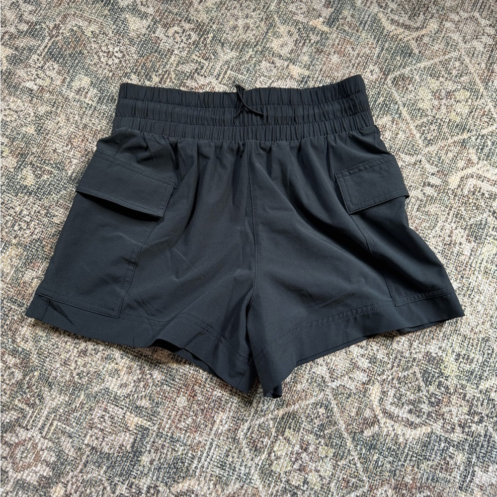 Abercrombie & Fitch Black Athletic Cargo Shorts
